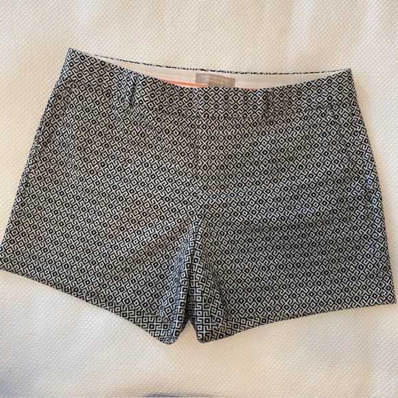 Banana Republic  |  Shorts - Picture 1 of 5